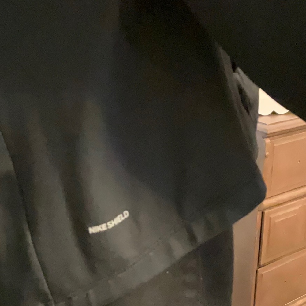 Nike Shield Jacket - Picture 5 of 9